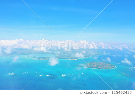 沖繩宮古島 藍天碧海的鳥瞰圖 115462433