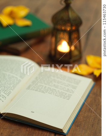 燭光讀書圖片 115463730