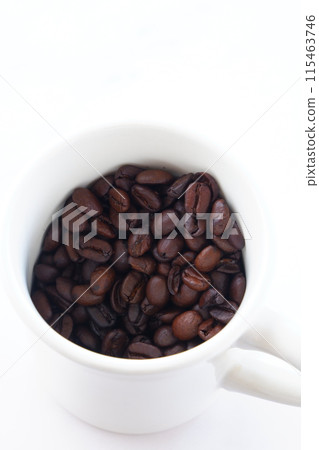 Coffee cup and dark roasted coffee beans Coffee cup and dark roasted coffee beans 115463746