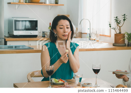 worried, worry, female 115464499