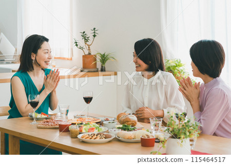 female, females, lady 115464517