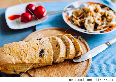 homemade bread with olives homemade bread with olives 115466243