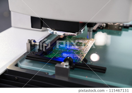 Optic machine for precise measurement of part size and quality evaluation. Smart factory.. Optic machine for precise measurement of part size and quality evaluation. Smart factory.. 115467131