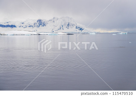 Landscape of the Antarctic Peninsula Landscape of the Antarctic Peninsula 115470510