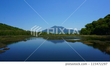 Oze and Hiuchigatake Oze and Hiuchigatake 115472297