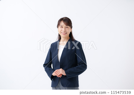 女性肖像 115473539