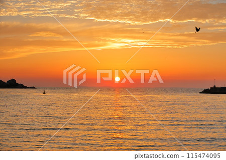 Sunset seen from Itoshima City 115474095