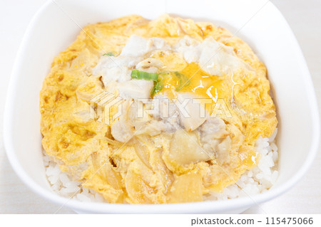 美味的便利商店親子丼便當 115475066