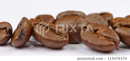 coffee beans  115479174