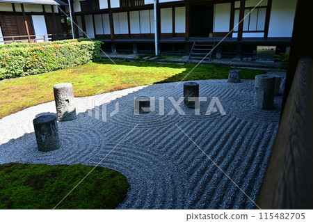 Tofukuji 115482705