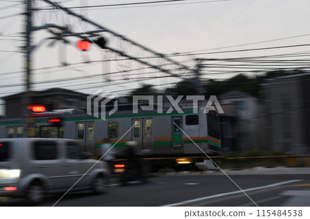 東海道線大船與藤澤之間的平移拍攝 115484538