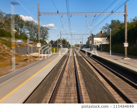 Rails blur 115484649