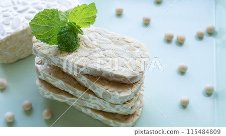 Tempeh 印尼發酵大豆食品 Tempeh 印尼發酵大豆食品 115484809