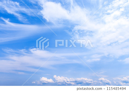 肌肉雲、積雲和藍天 肌肉雲、積雲和藍天 115485494