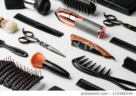 Pattern of various shaving and bauty care accessories for men on gray background 115486544
