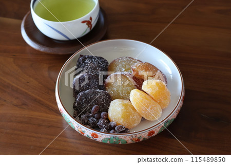 甘納托和綠茶 115489850