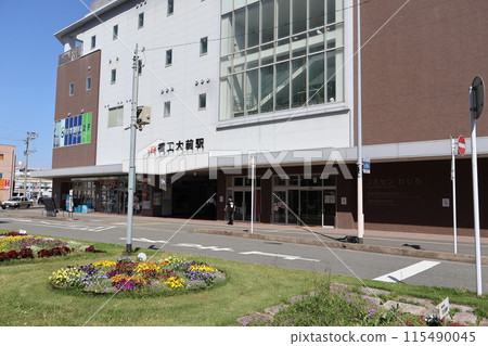 JR Kyushu Kagoshima Main Line "Fukuoka University of Technology Station" JR Kyushu Kagoshima Main Line "Fukuoka University of Technology Station" 115490045