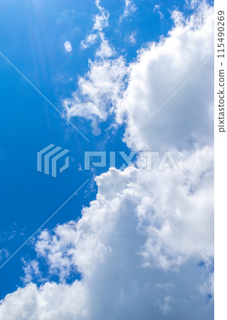 藍天和白色雲彩 115490269