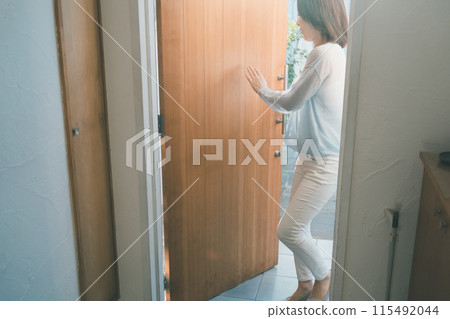 家庭主婦回家 115492044