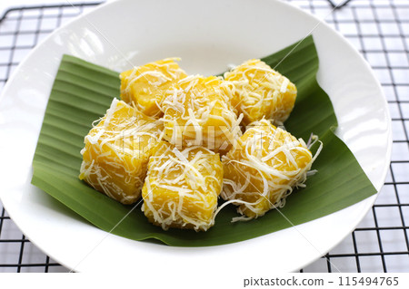 Steam pumpkin cake. Thai Desserts. Steam pumpkin cake. Thai Desserts. 115494765