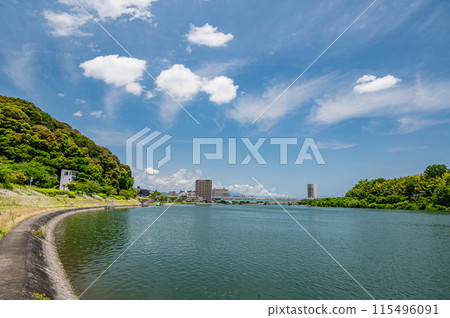 夏季瀨田川風光 滋賀縣大津市 115496091