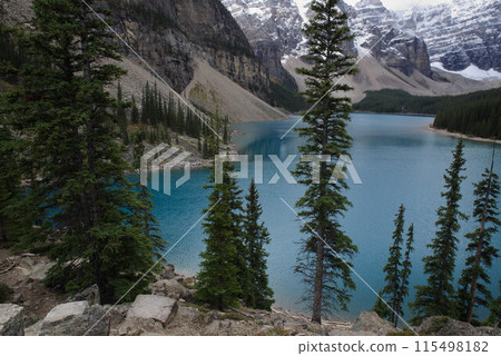 Canada Lake Louise Moraine Lake 115498182