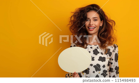 Darling lady presents a speech bubble, a silent invitation for expression 115498493