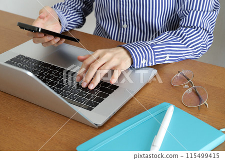 PC and smartphone remote image 115499415