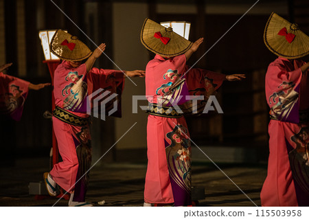 [Niigata Prefecture_Sado_Yoi no Mai] A mysterious world unfolds on an early summer evening at "Yoi no Mai" June 115503958
