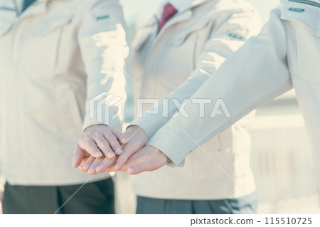 Engineer with teamwork, faceless 115510725
