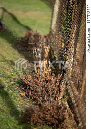 Elementary electrical grounding when working on an electrical transmission line. Elementary electrical grounding when working on an electrical transmission line. 115512713
