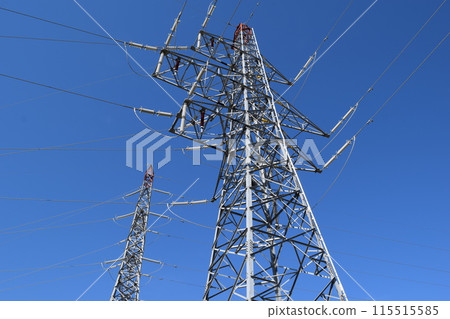 輸電塔高壓交流電 輸電塔高壓交流電 115515585