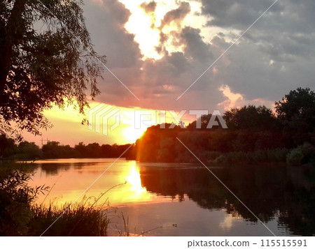 lake, landscape, river 115515591
