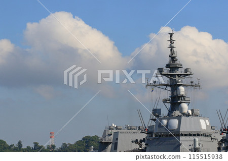 Bridge of a destroyer and the summer sky 115515938