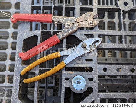 破舊的工具 115516467