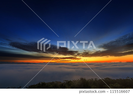 Sea of clouds and sunrise view from Kiri no Umi Observatory in Miyoshi, Hiroshima Prefecture Sea of clouds and sunrise view from Kiri no Umi Observatory in Miyoshi, Hiroshima Prefecture 115516607