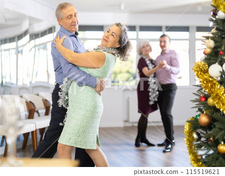 Elderly man and elderly woman dance waltz 115519621