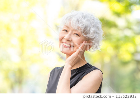 高級女性肖像 115522932