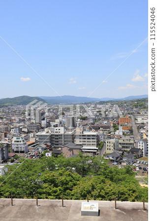 從津山城天守閣遺跡看津山市 115524046