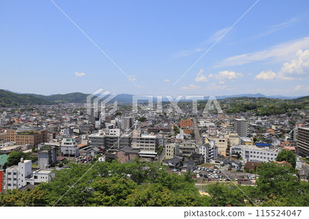 從津山城天守閣遺跡看津山市 從津山城天守閣遺跡看津山市 115524047
