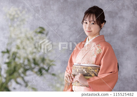 穿著和服來訪的女人 穿著和服來訪的女人 115525482