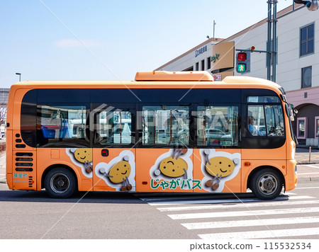 JR目室站前運行的Jaga巴士（北海道目室町） 115532534