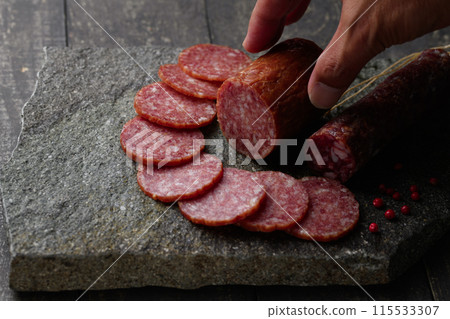salami 115533307