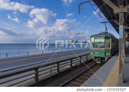 [神奈川縣鎌倉市]湘南沿岸的江之電和江之島/鎌倉高中站 115533387