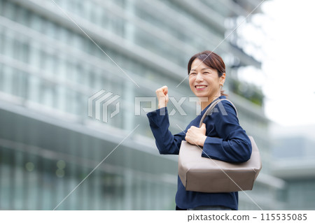 女性生意 115535085