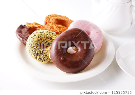 Lots of delicious donuts 115535735