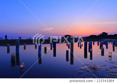 [Kagawa Prefecture] Sunset Chichibugahama (Seto Inland Sea Mirror) A tourist attraction known for its spectacular sunset 115541864