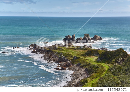 Coastal seaside landscape with cliffs, Cape Foulwind, New Zealand 115542971