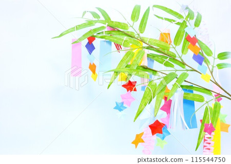 用摺紙製作的多彩七夕裝飾品 115544750