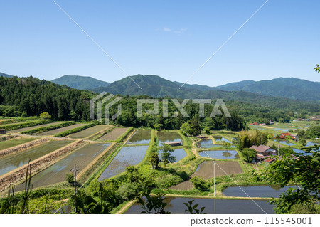 <島根縣>奧出雲町大原新田梯田風景五月 115545001